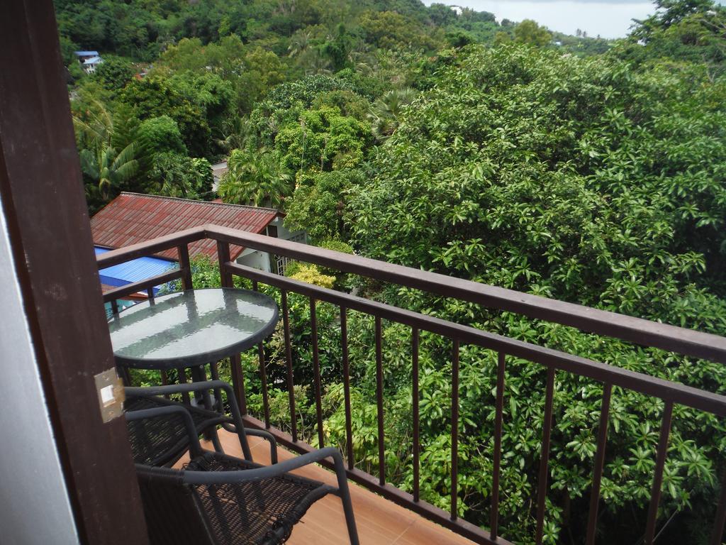 Corsica Guesthouse Pantai Kata Bagian luar foto