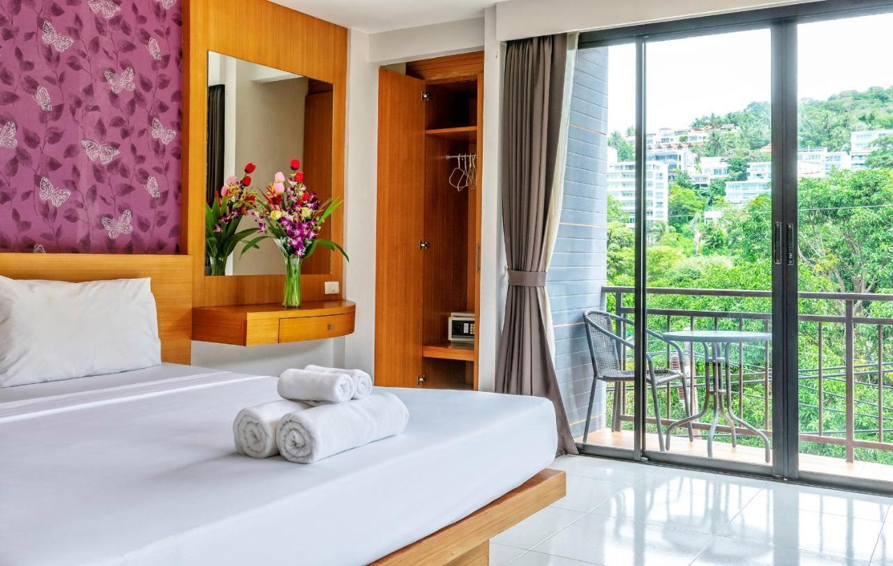 Corsica Guesthouse Pantai Kata Bagian luar foto